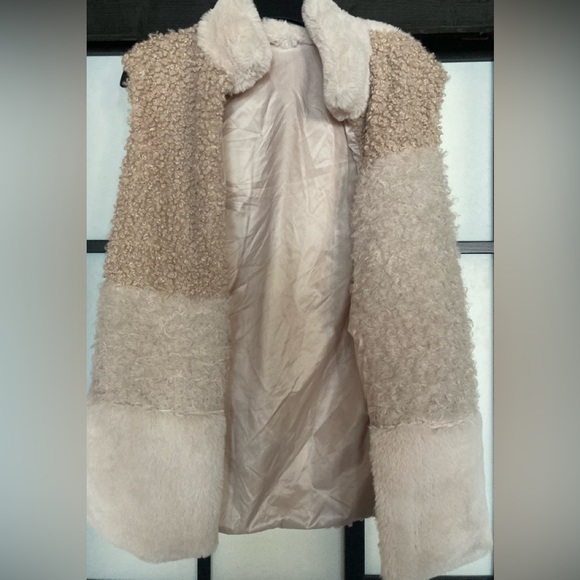 Sam Edelman reversible faux fur vest - Picture 2 of 4